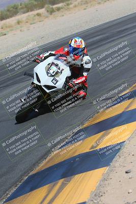 media/Oct-17-2024-Racers Edge (Thu) [[f51934c085]]/B Group/Session 2 (Turn 6 Inside)/
